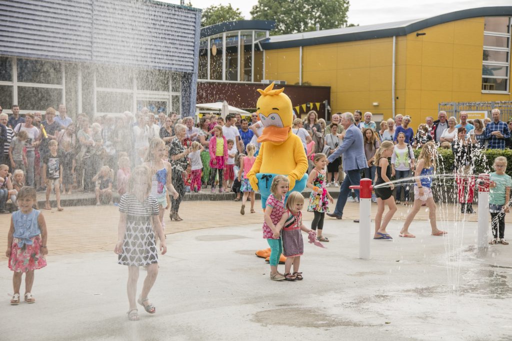 Watergames & More Spray Park Opening Woerden Zwembad Batenstein