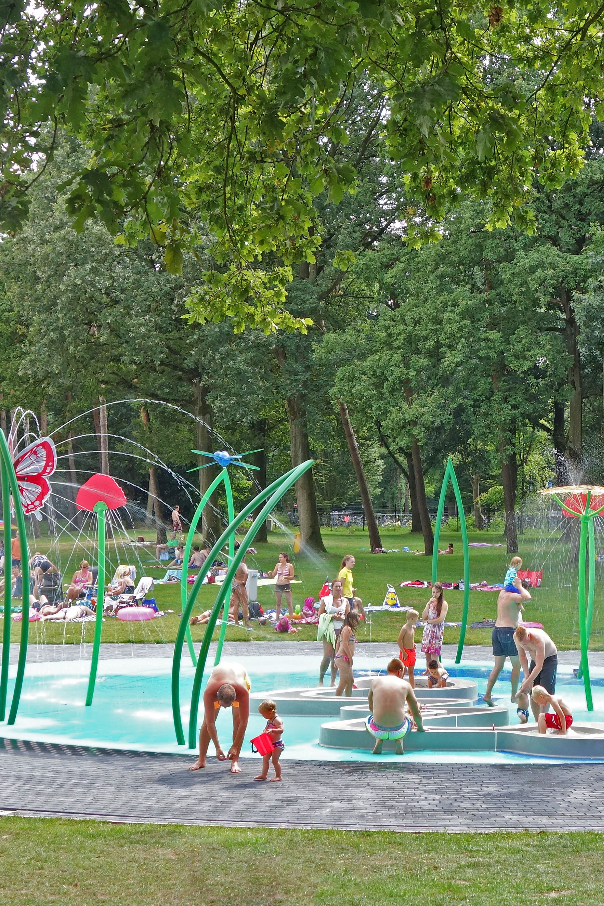 2000x3000 Bosbad Hoeven Watergames And More Secure Design