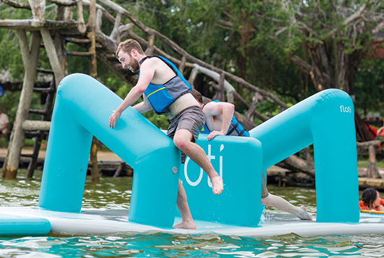 Floti Opblaasbaar Speelstructuur 550 X 370 Jump & Duck Floti Watergames & More