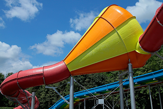 555x370 Goh20 Dazzler Watergames And More 10 typen waterglijbanen