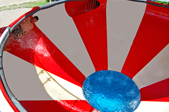 555x370 Goh20 Jiggler Watergamesandmore 10 typen waterglijbanen