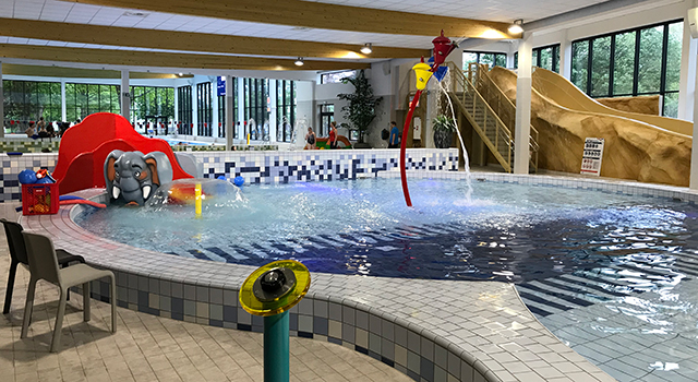 Watergames-&-More_Peuterbadje_De-Soeverein-Lommel-(1) Waterspel in binnenbaden