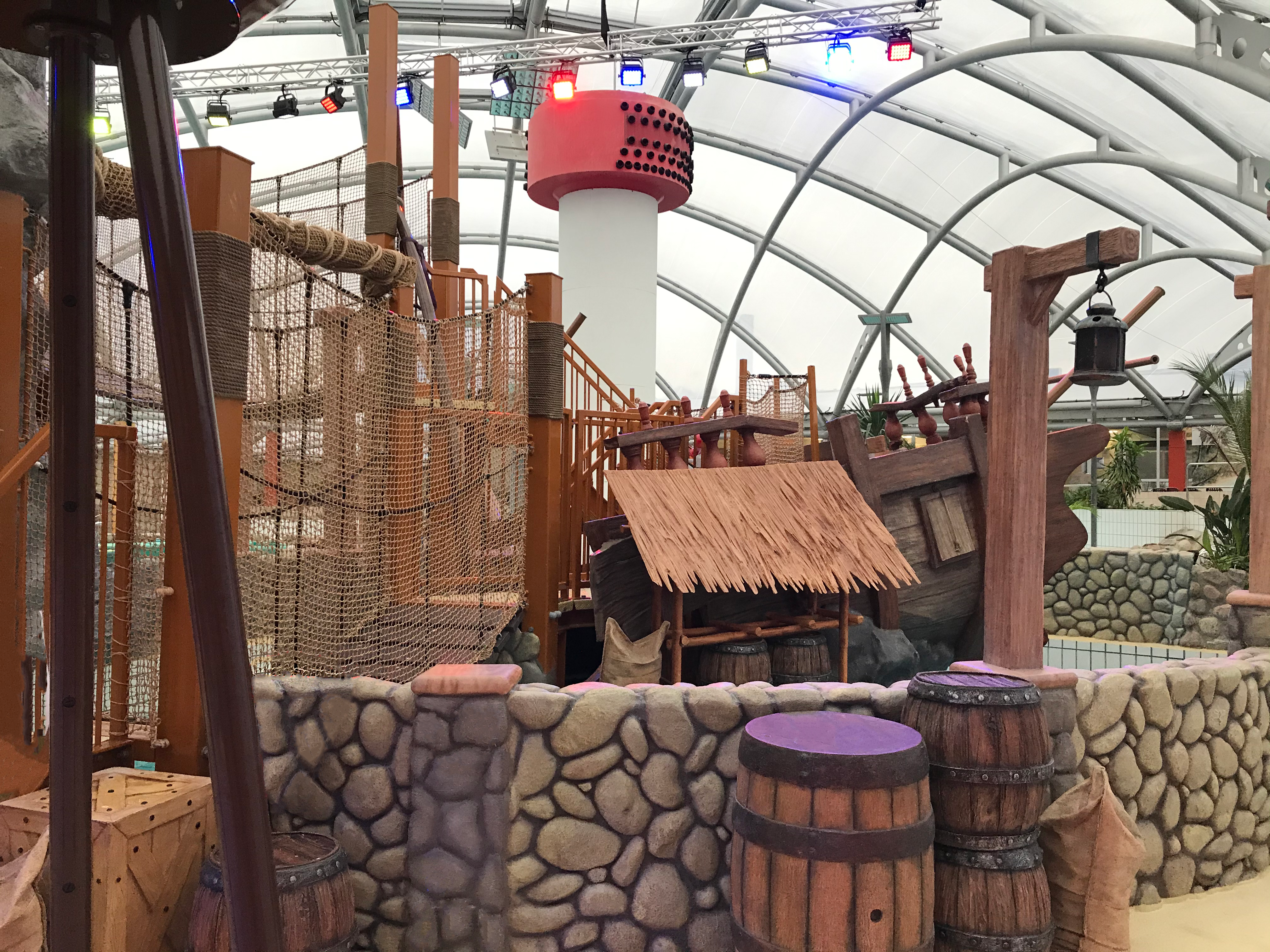 Watergames & More_Spray Park Waterglijbaan Maatwerk Speelstructuur_monte mare Kreuzau (3)