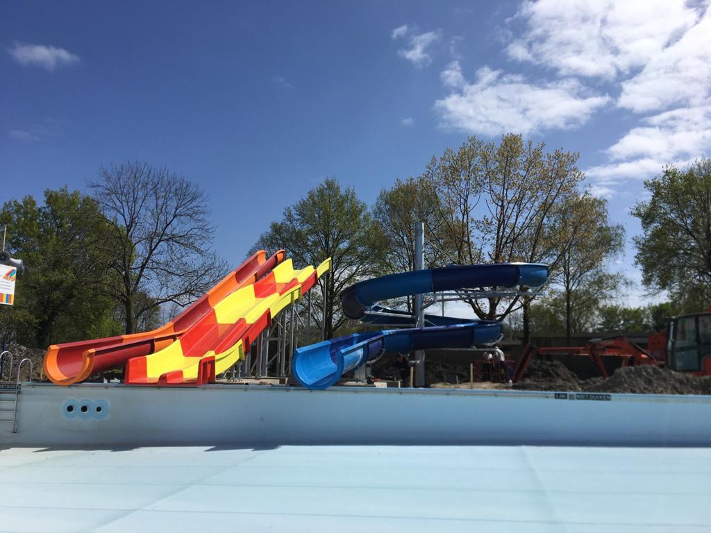 Watergames & More Waterglijbanen Zwembad De Meermin (6)