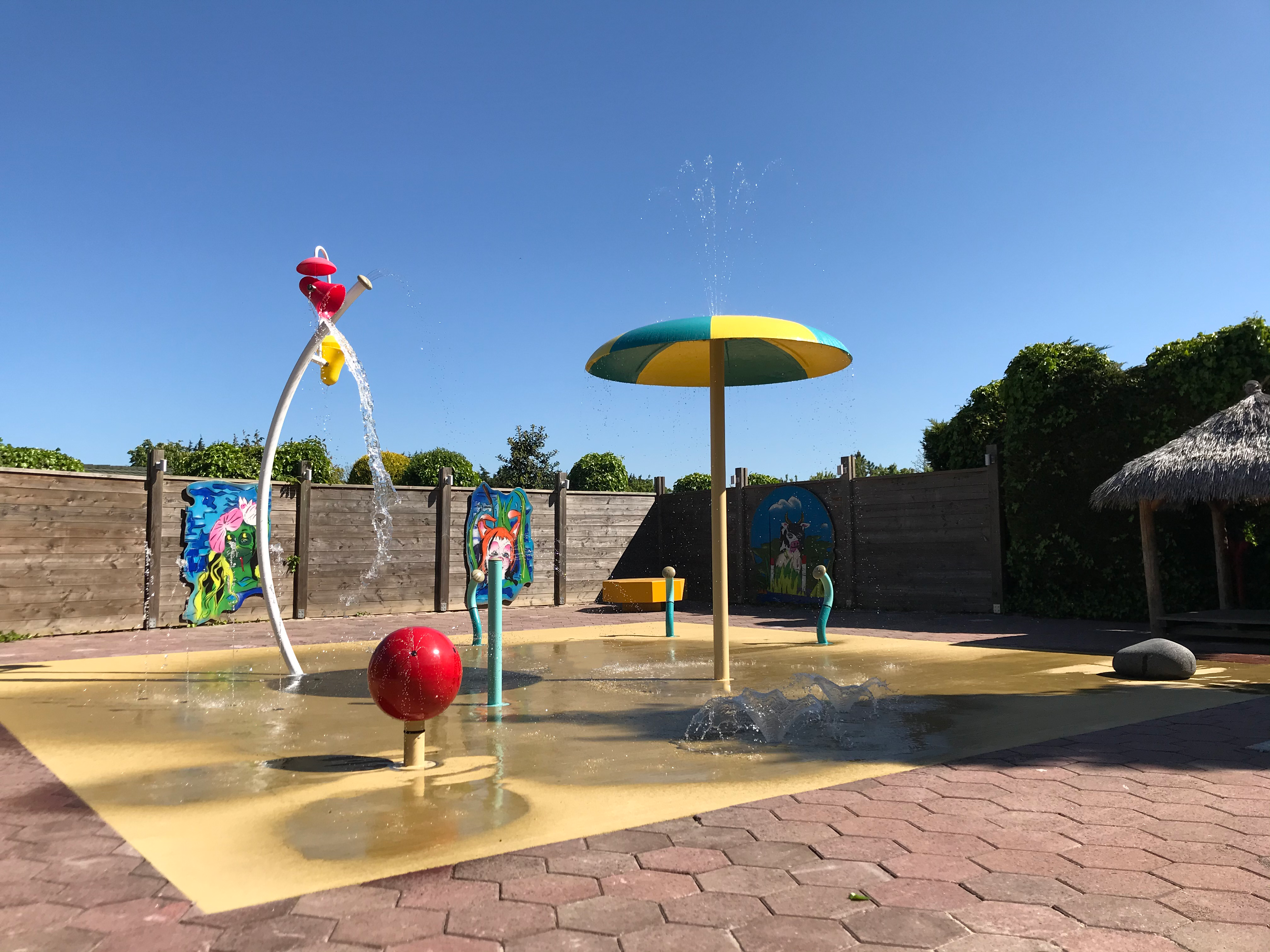 Watergames & More Camping 't Weergors Spray Park Overzicht