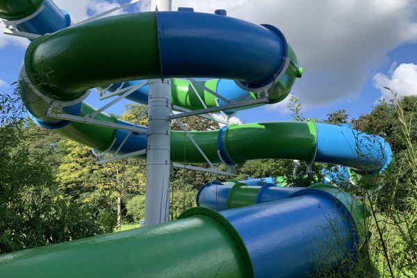 Watergames & More_Waterglijbaan_Challenger_Zwembad Groenoord_buitenaanzicht Watergames & More_Waterglijbaan_Challenger_Zwembad Groenoord_buitenaanzicht