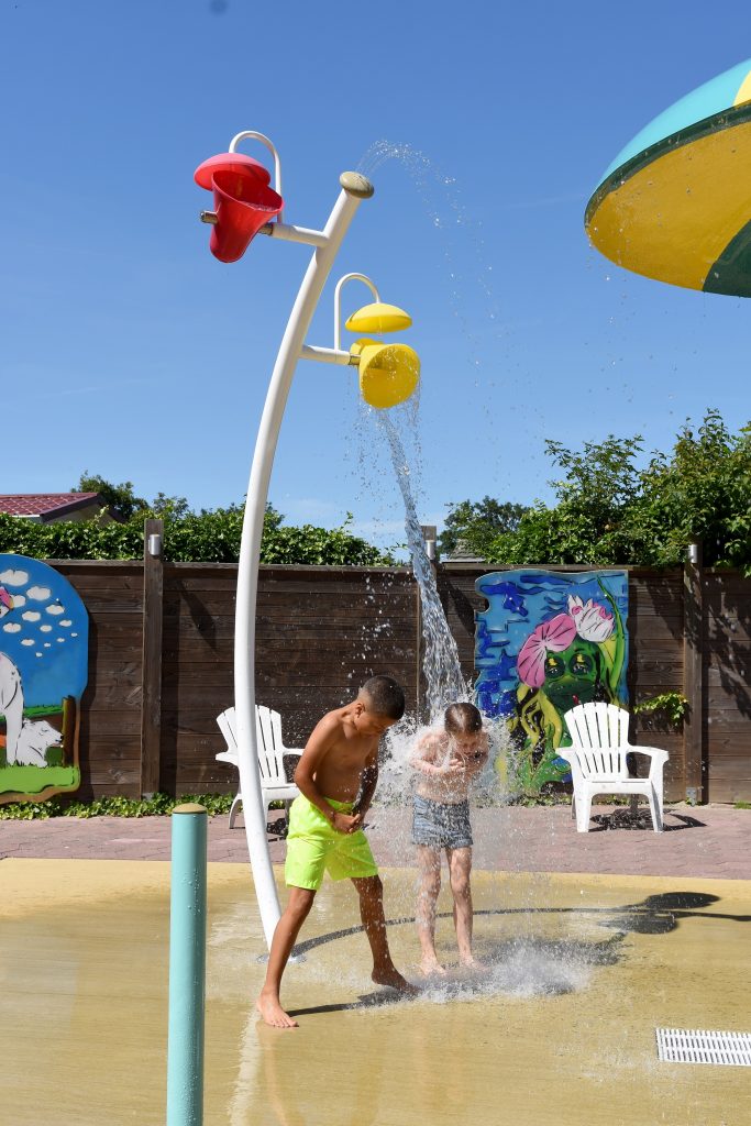 Watergames & More Camping 't Weergors Spray Park Kinderen Fotobron Camping 't Weergors (4)