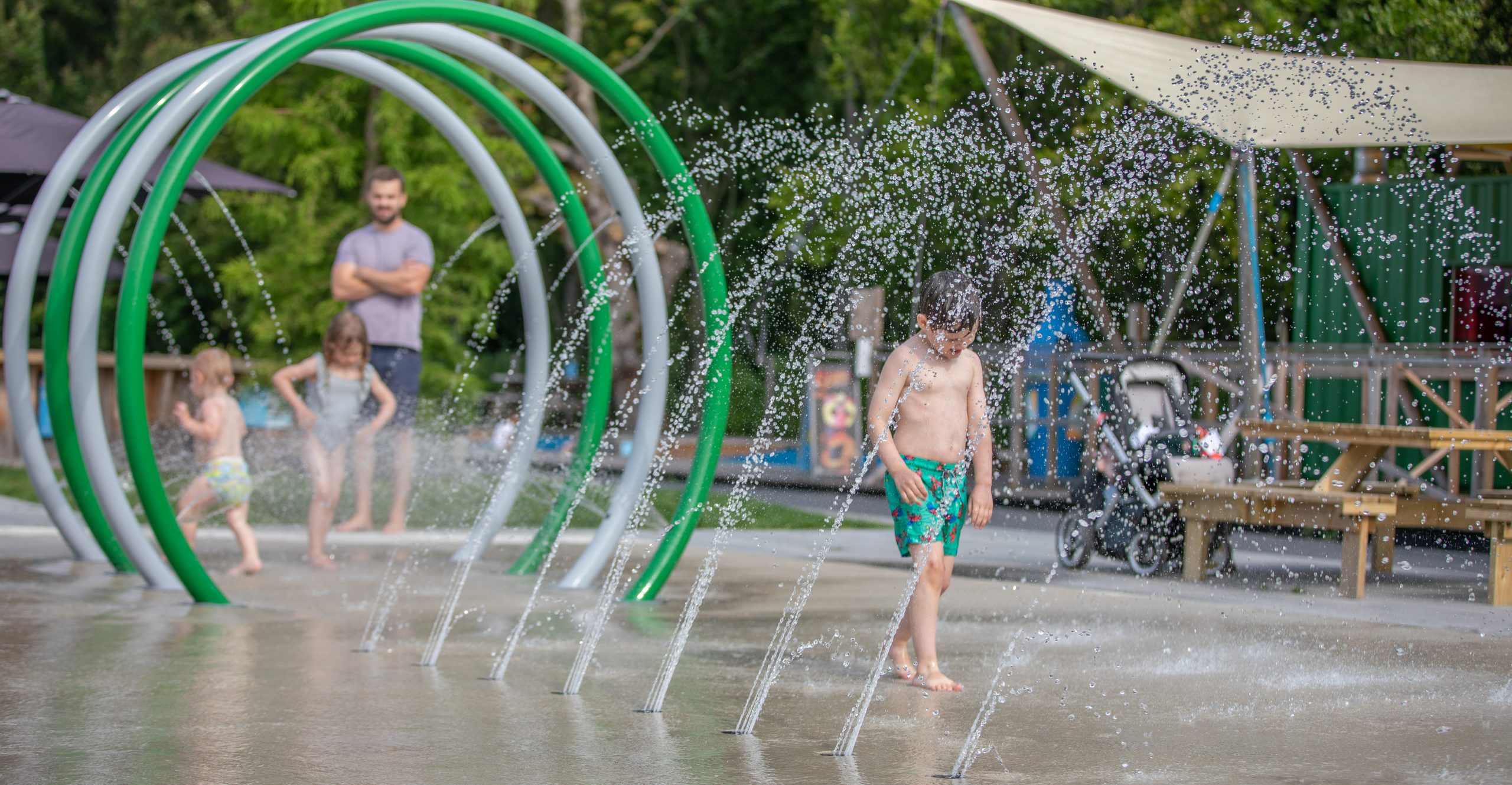 Watergames & More_Familiepark Plaswijckpark_Spray Park_ Spray Tunnel (37)