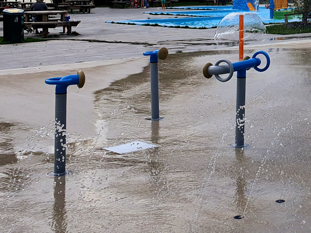 Watergames & More Spray Park Havenspeeltuin Plaswijckpark Splash Blasters