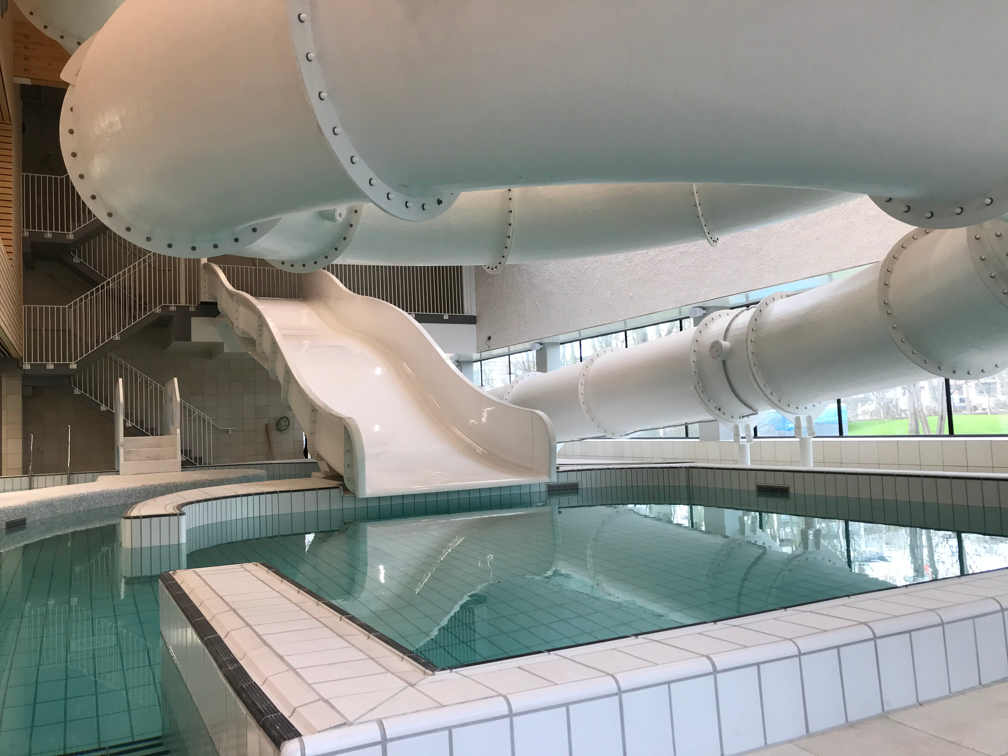 Watergames & More_Zwembad Oostende_Waterglijbanen_Challenger_WaveRider