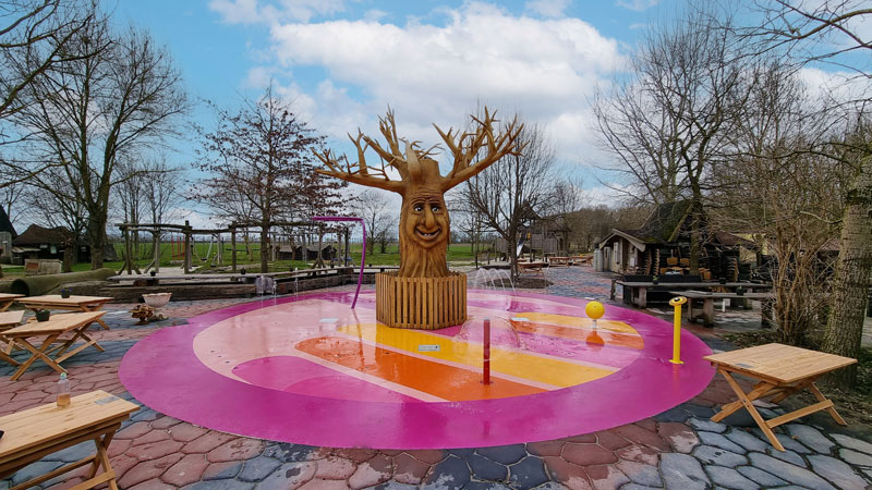 Watergames-&-More_Pannenkoekenhuis-Hans-&-Grietje_Spray-Park_Sprookje-800px