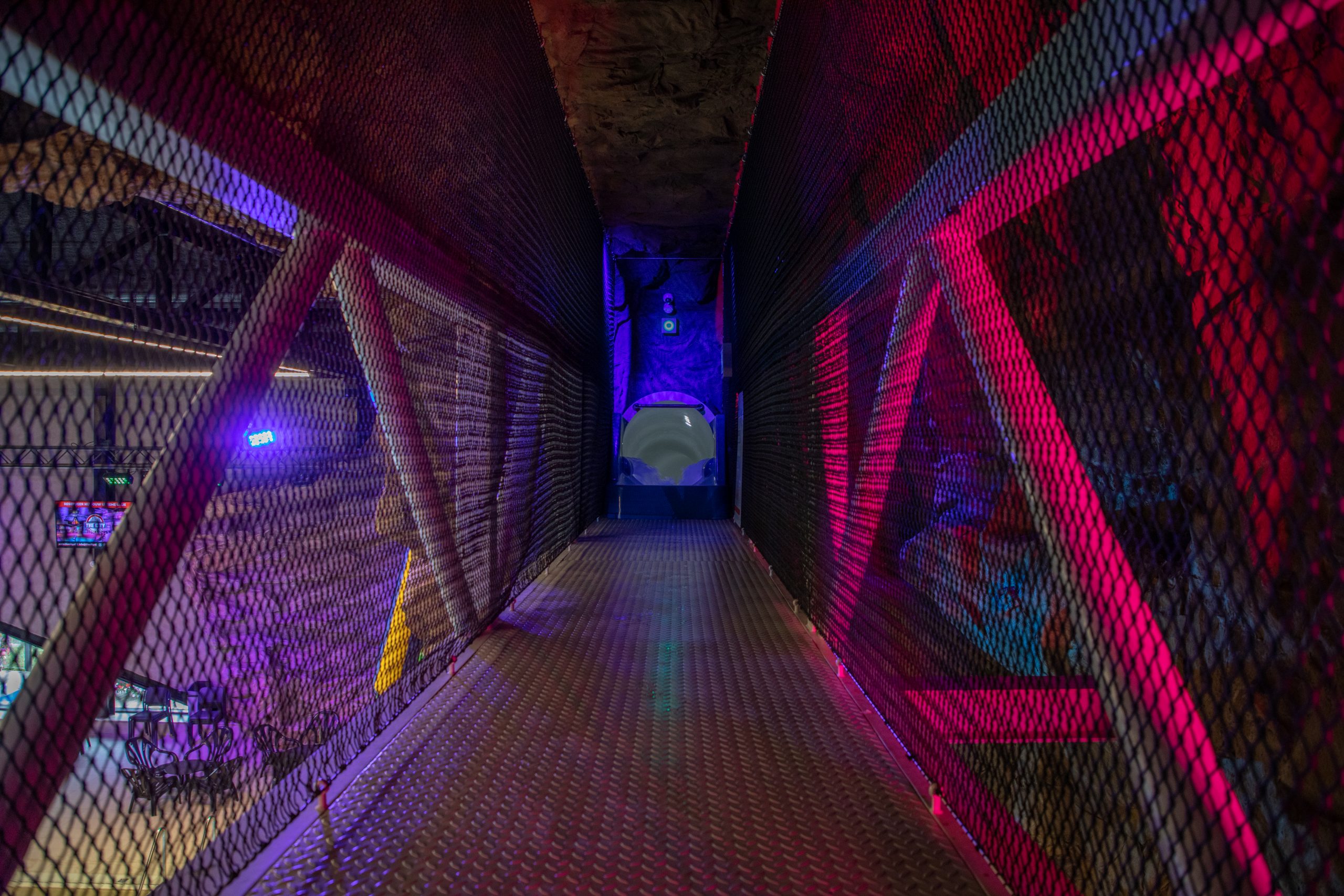 Watergames & More_Zwembad de Boetzelaer_Waterglijbaan_Challenger_Multimedia_loopbrug (24)