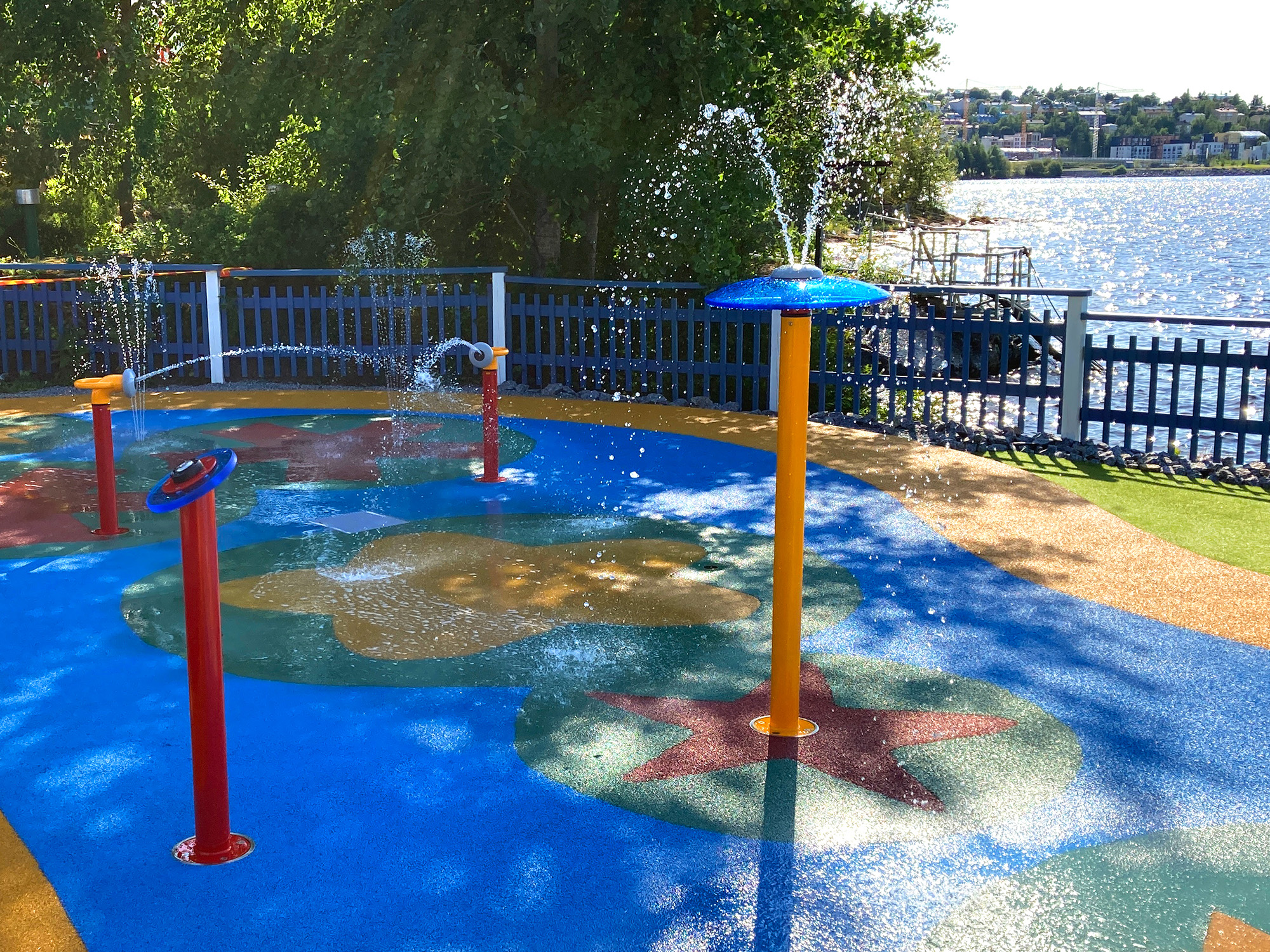 Särkänniemi Adventure Park Spray Park (1) Bewerkt Spray Park