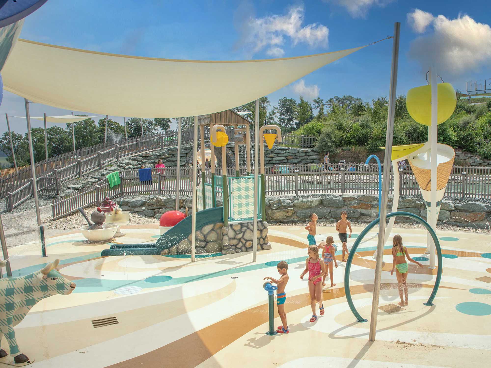 Watergames & More Eis Greissler Spray Park Overzicht Thematisering Spray Park