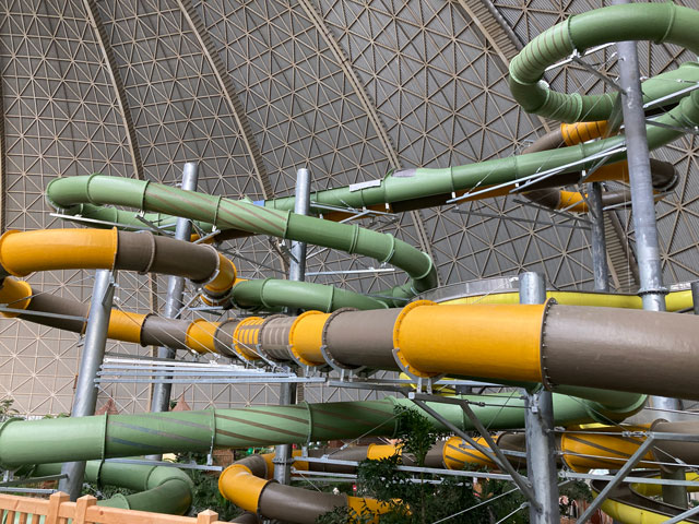 Tropical-Islands---Double-Racer-waterglijbaan_2